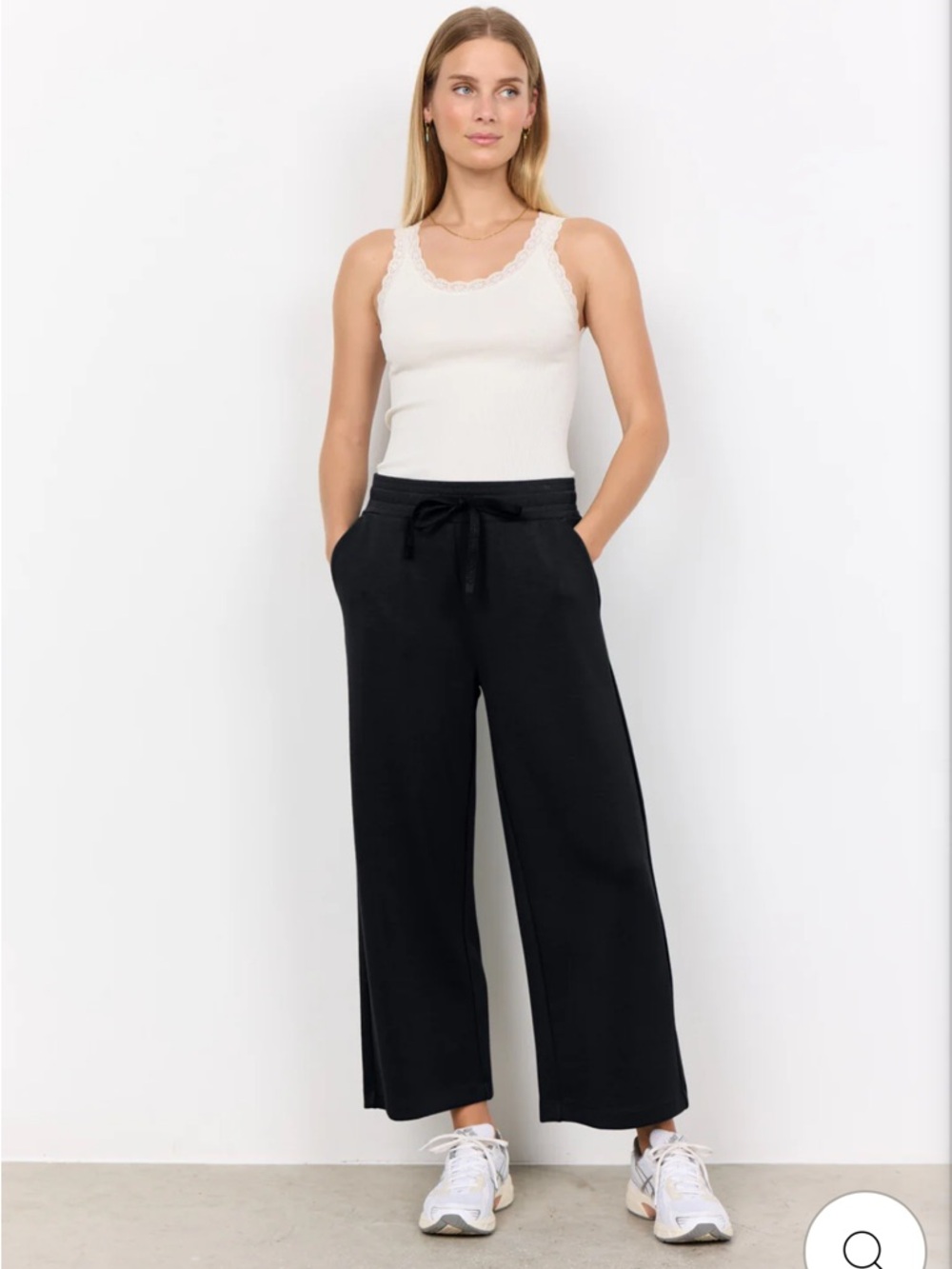 SOYACONCEPT Black Cropped Pants Sz S